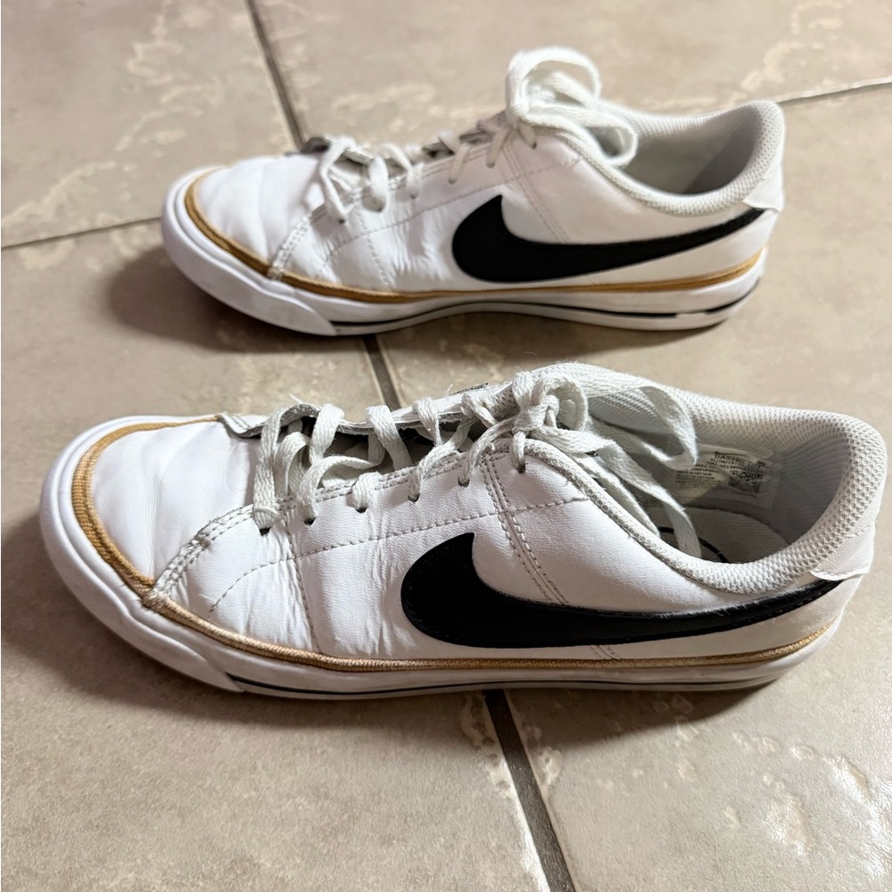 Youth Nike Court Legacy Next Nature Shoes - Size 5.5 - Picture 2 of 7